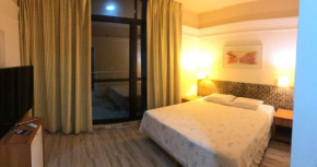 Apartamento com varanda e sala Tropical hotel